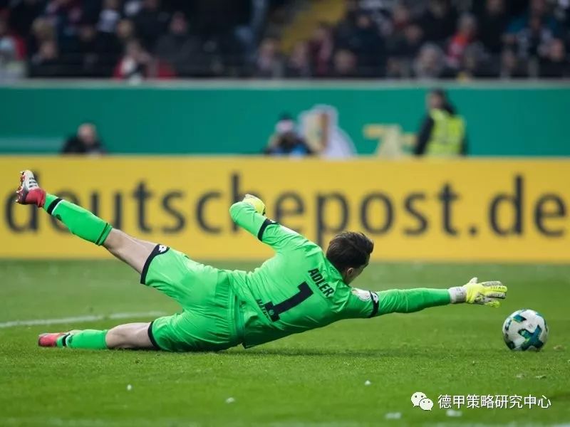 包含美因茨获得宝贵三分，摆脱降级区的词条