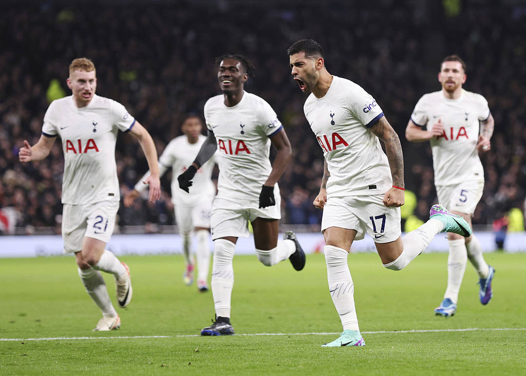 包含富勒姆遭遇横扫,重返英超难题重重的词条 包含富勒姆遭遇横扫,重返英超难题重重的词条