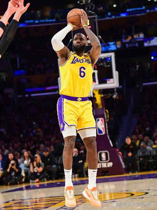 包含明尼联全取三分,继续保持领先优势的词条 包含明尼联全取三分,继续保持领先优势的词条