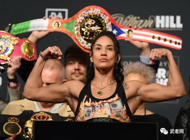 爱尔兰女运动员勇夺拳击比赛桂冠 爱尔兰女运动员勇夺拳击比赛桂冠