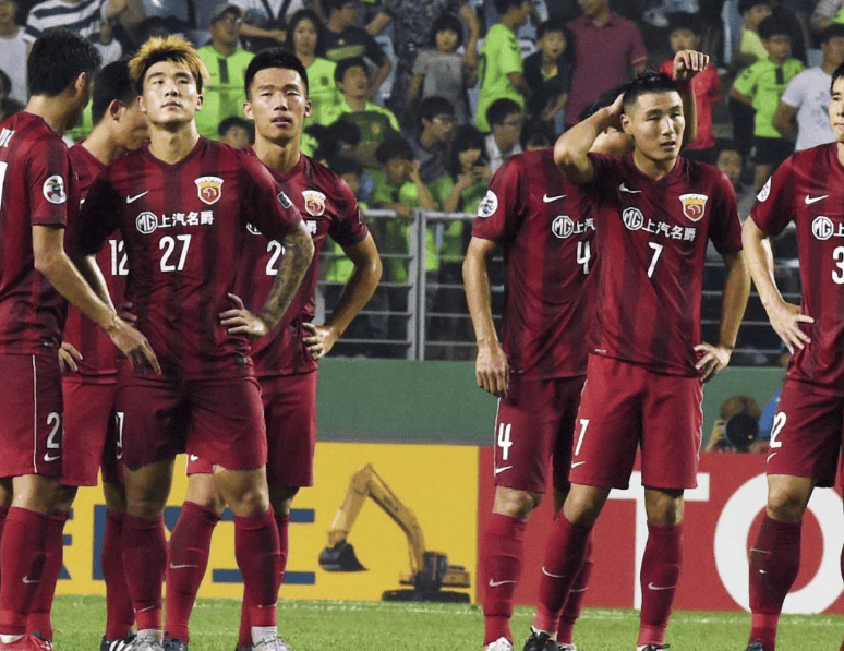 经典对决！球队争分夺秒，全力以赴的简单介绍