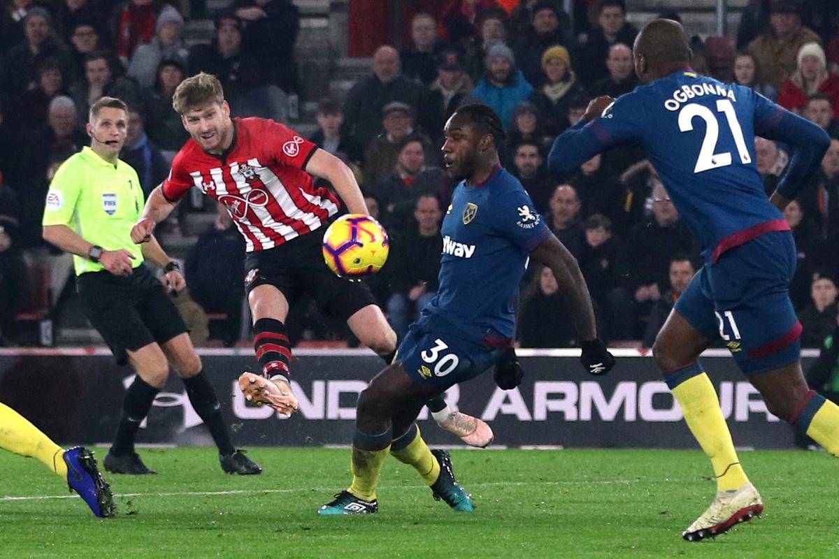 南安普顿主场取胜,保级希望依旧存在 南安普顿主场取胜,保级希望依旧存在