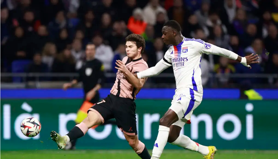 梅斯遭遇连败,跌至法甲积分榜第十二位 梅斯遭遇连败,跌至法甲积分榜第十二位