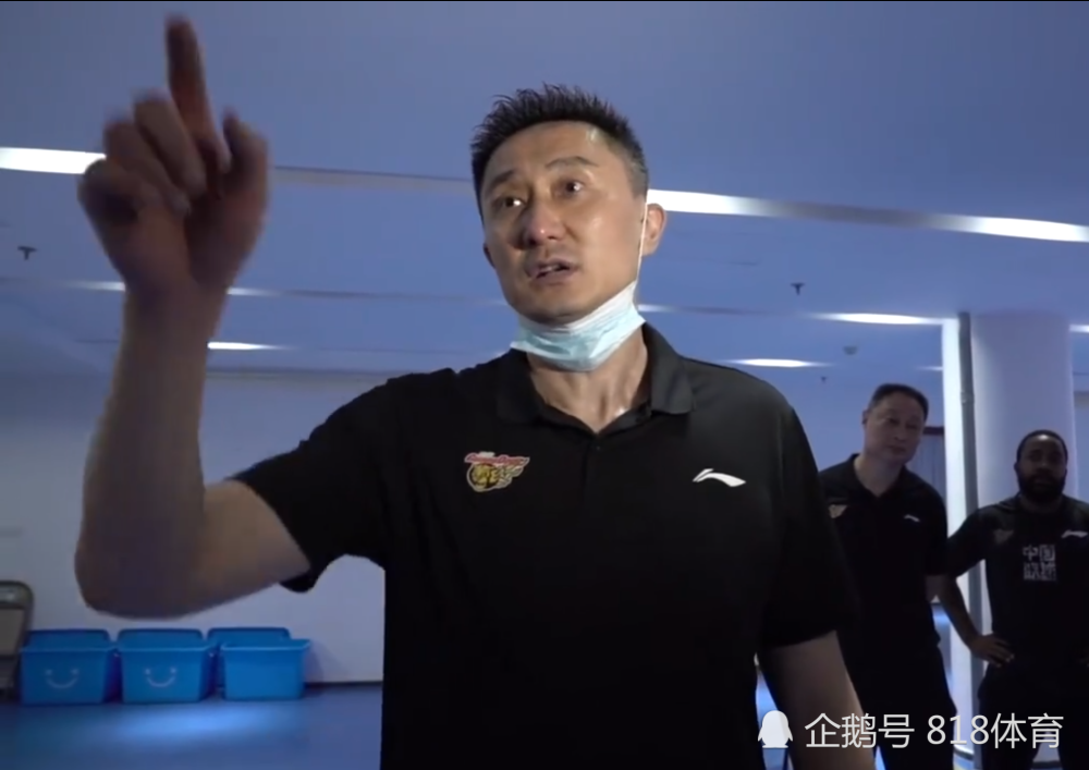 贵州男篮再次展现决心,赢得掌声喝彩 贵州男篮再次展现决心,赢得掌声喝彩