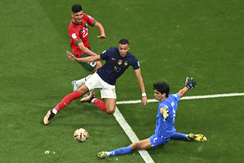 摩洛哥队惊险晋级，成功反超的简单介绍