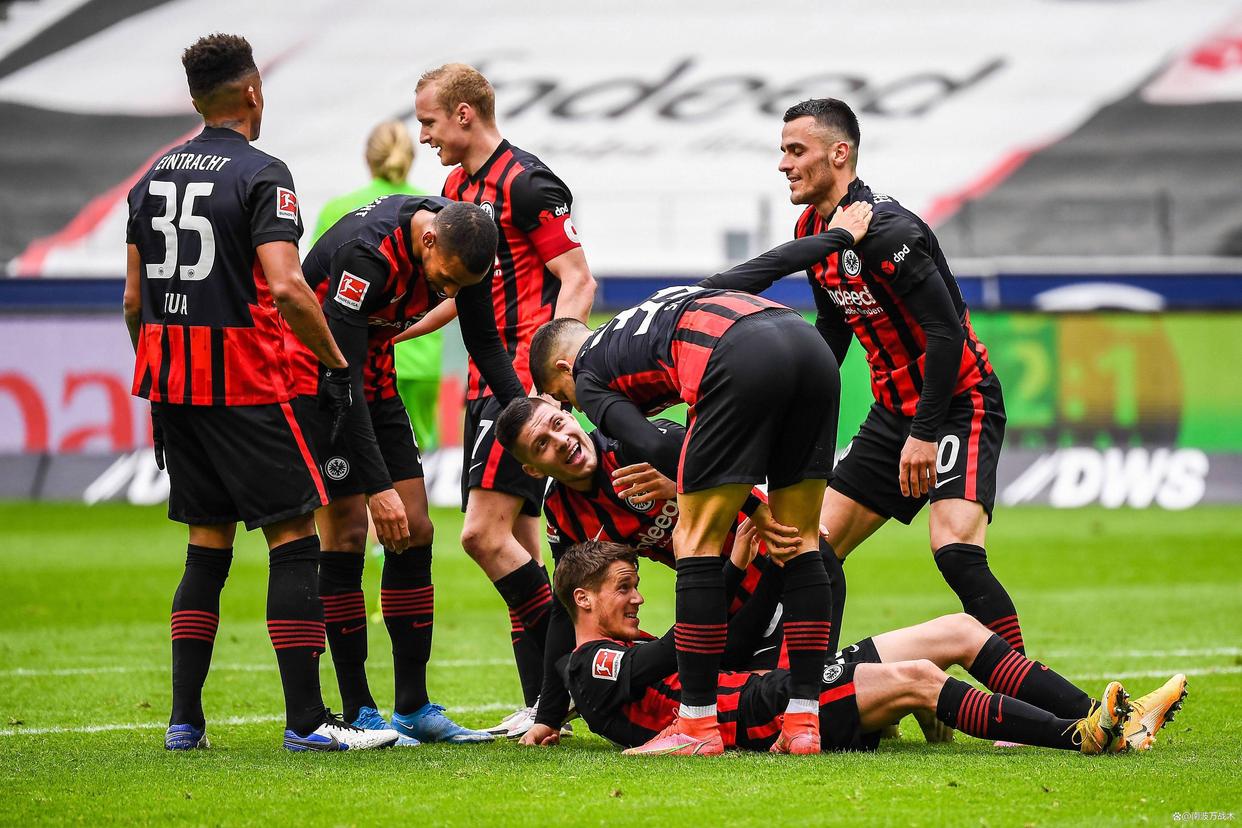 梅因茨客场惨败,德甲保级岌岌可危 梅因茨客场惨败,德甲保级岌岌可危