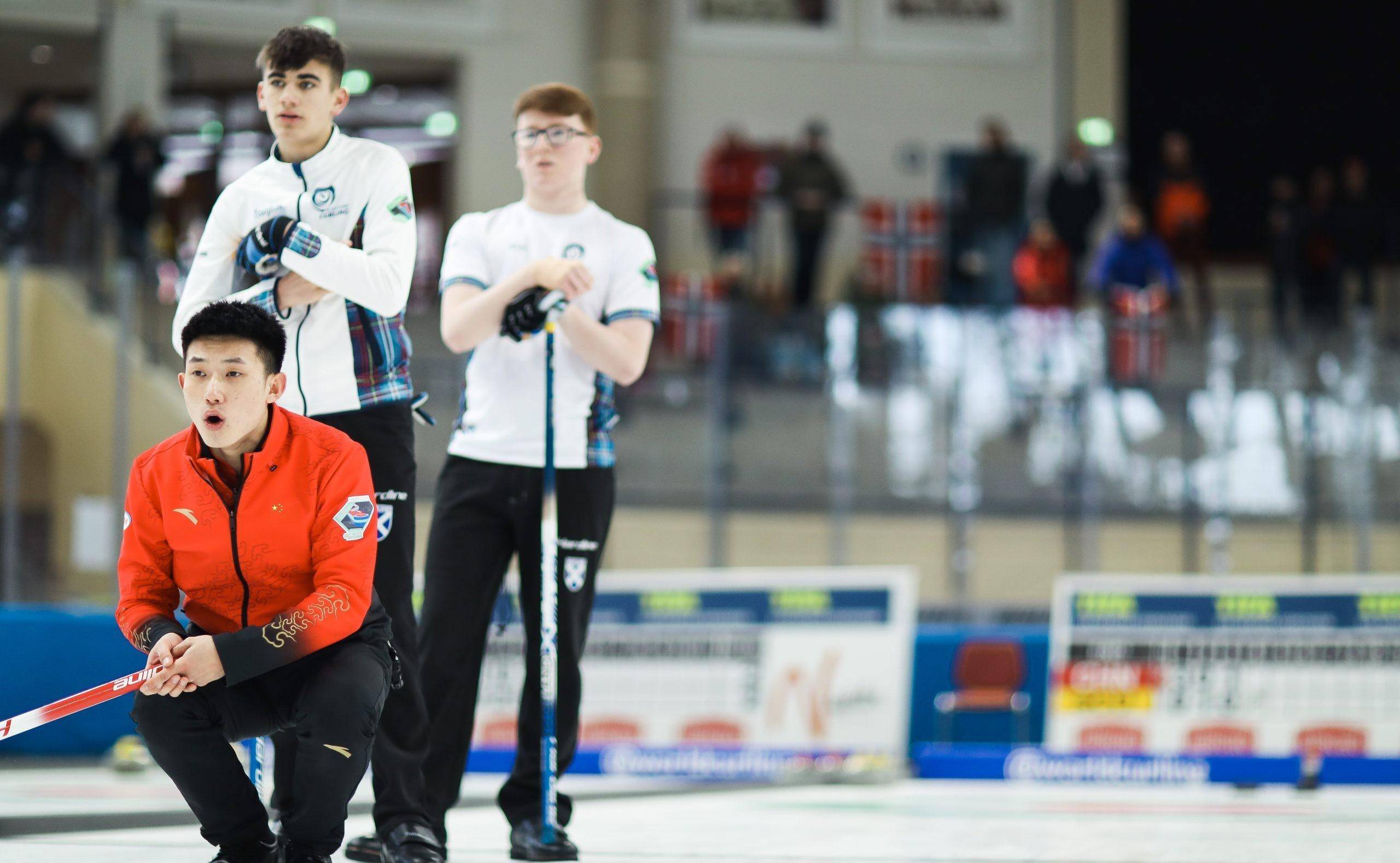 包含国内足球联赛胜者成王,冠军之路著手的词条 包含国内足球联赛胜者成王,冠军之路著手的词条