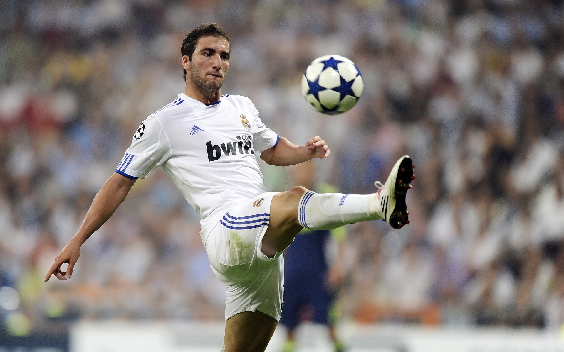 无情收割！德罗赞统治级演出 猛龙主场力压广厦